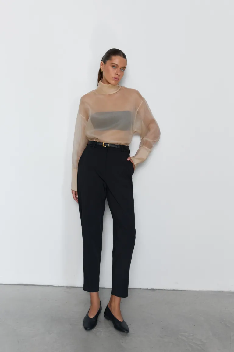 Slouchy pants, photo 1
