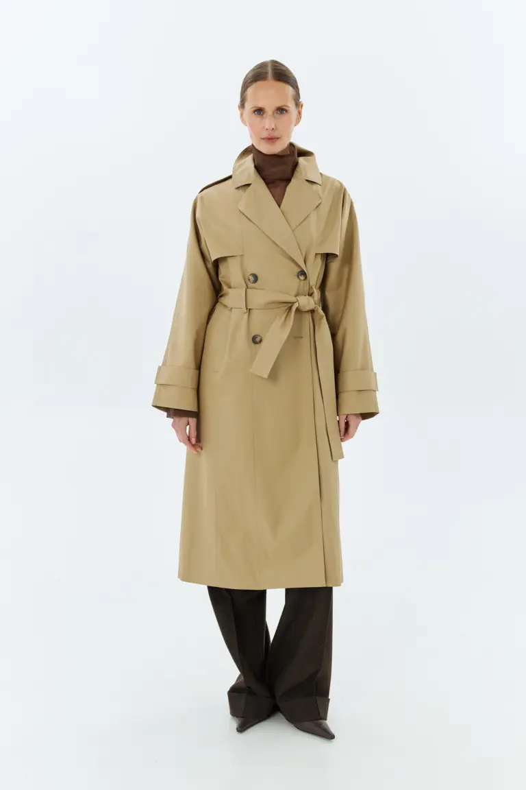 Beige trench coat, photo 1