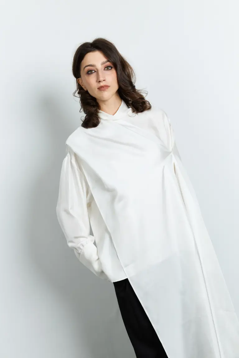 White cape, photo 1