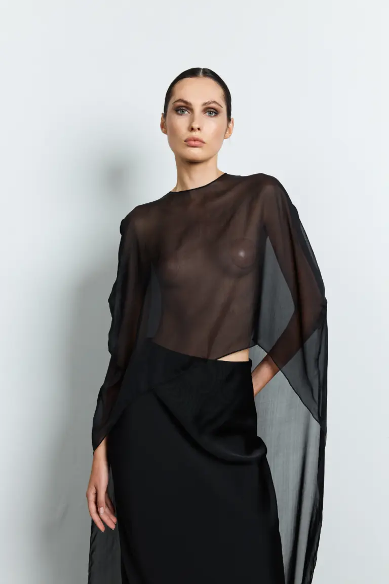 Veil Cape, photo 1