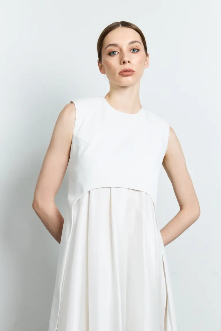 Cape, photo 1