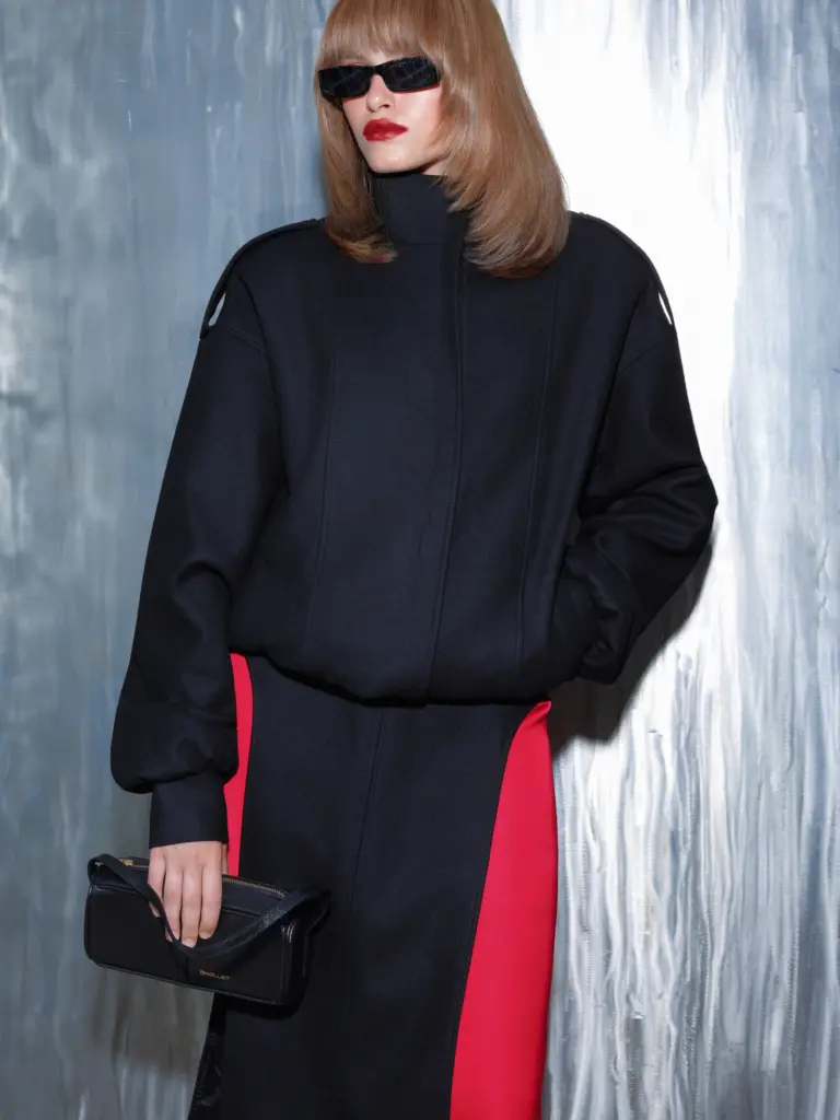 Bomber with collar, photo 1